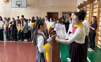 5 классы. 9А. 9Д. Торжественное посвящение в пионеры — 2025: «За Дело! За Дружбу! За Честь!»