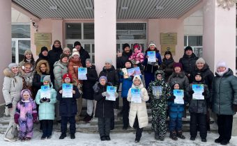 Новогодние семейные игры — 2026